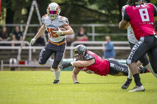 Runningback Bjarne Middendorf sorgte mit seinen Läufen für viele Münsteraner Yards - Foto: Oliver Jungnitsch
